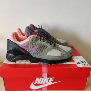 2018 Nike air max 180 size? "Dusk" size 9
